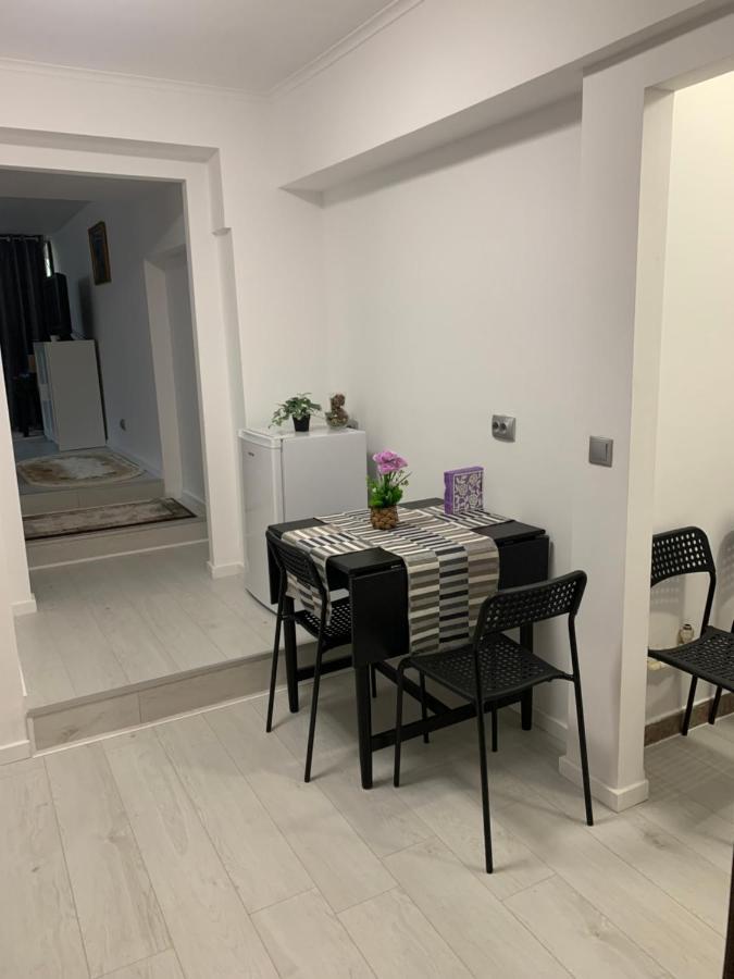 City Center Villa Apartament ブカレスト エクステリア 写真